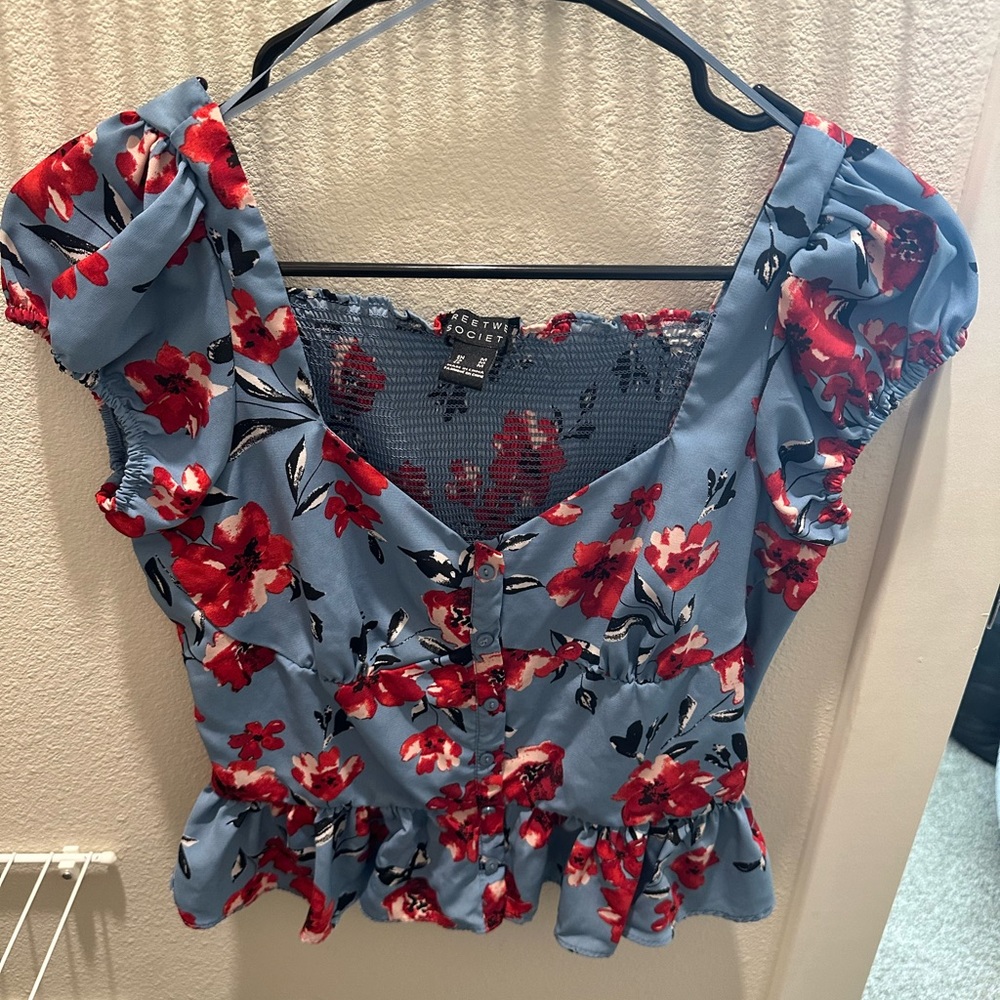 Streetwear Society Crop Top
